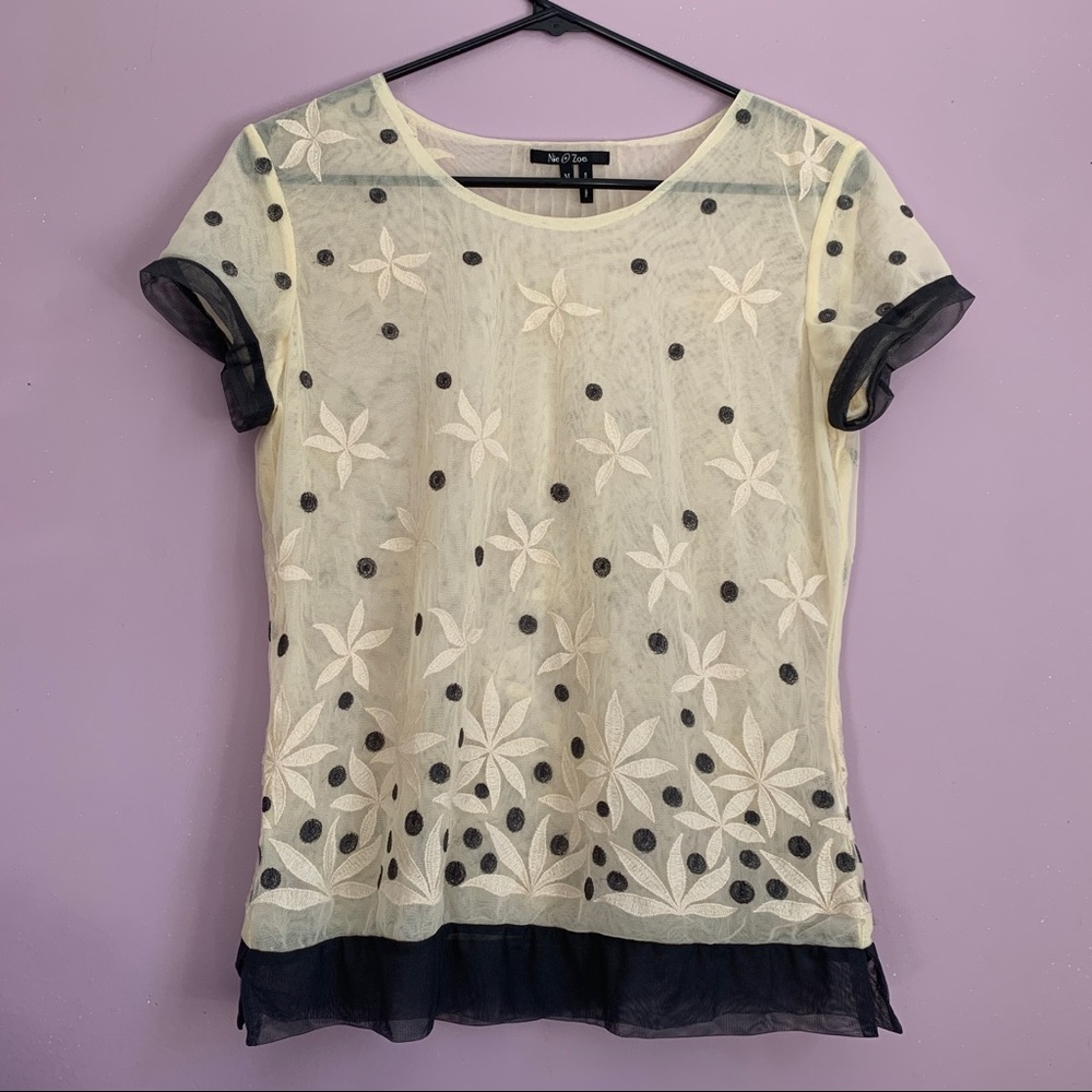 Nie + Zoe Black/Cream short/s tee Size M EUC